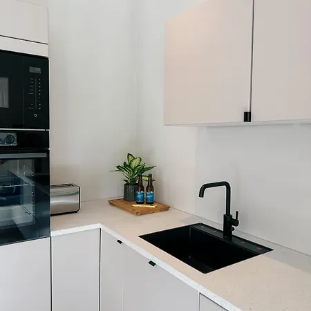 Modern Haug Retreat, Brand New Apartment From 2024 Storeidet Exterior photo