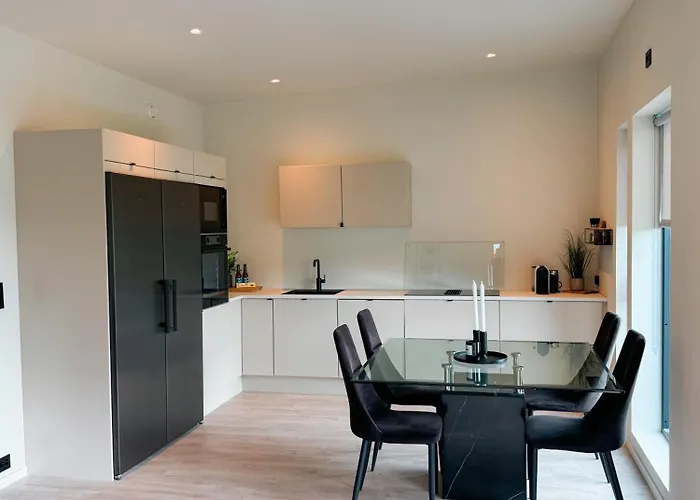 Modern Haug Retreat, Brand New Apartment From 2024